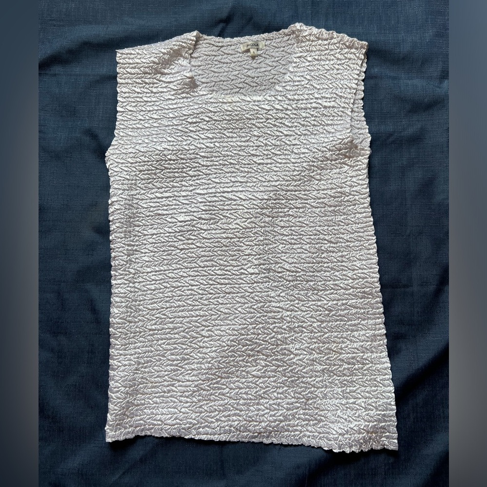 White Textured Sleeveless Blouse